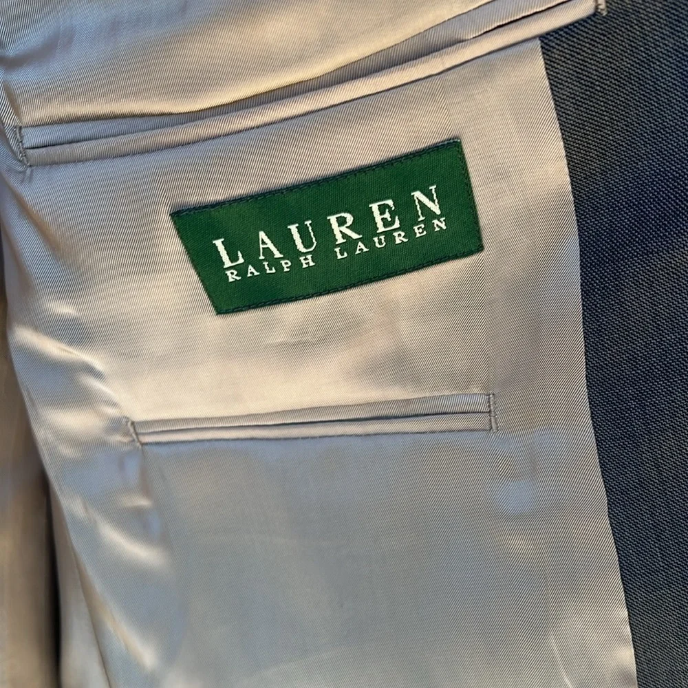 Lauren Ralph Lauren Men’s 42R 100% Wool Blazer. Sports Coat Like New Warm Gray.